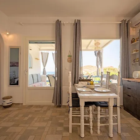 Molos Sea View House - Paros Greece