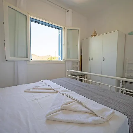 Vakantiehuis Molos Sea View House - Paros Greece