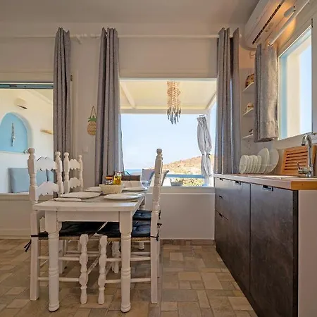 Molos Sea View House - Paros Greece *
