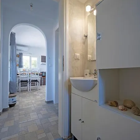 Molos Sea View House - Paros Greece Hébergement de vacances *