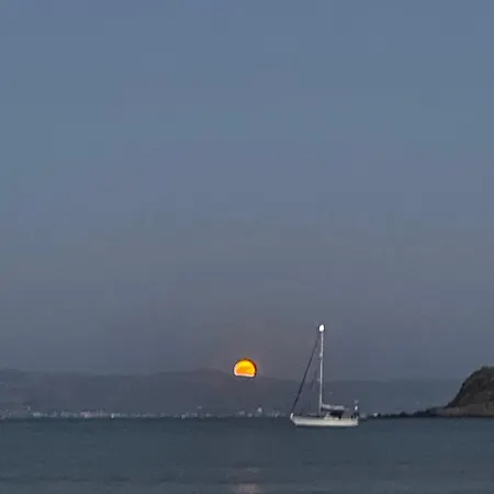 Molos Sea View House - Paros Greece 莫罗斯帕罗
